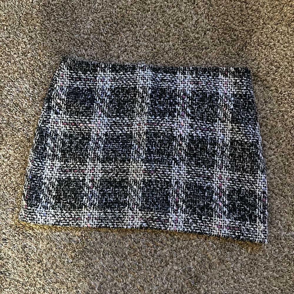 Mini tweed skirt